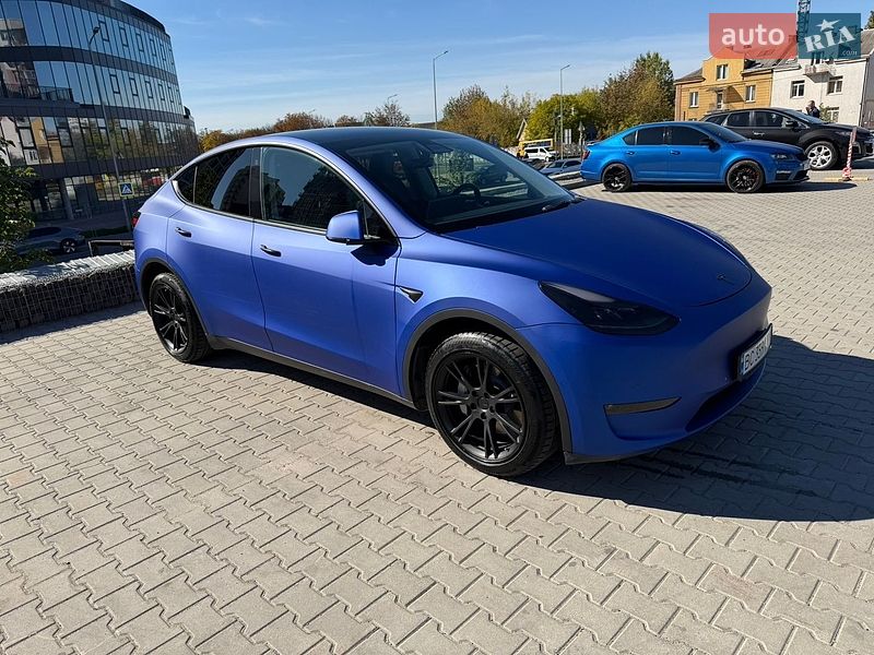 Внедорожник / Кроссовер Tesla Model Y 2021 в Львове