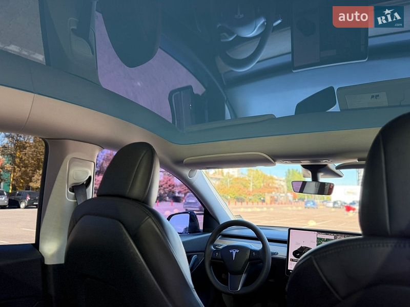 Позашляховик / Кросовер Tesla Model Y 2021 в Житомирі