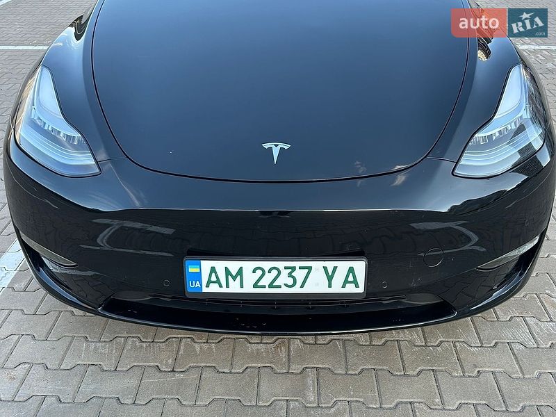 Позашляховик / Кросовер Tesla Model Y 2020 в Києві