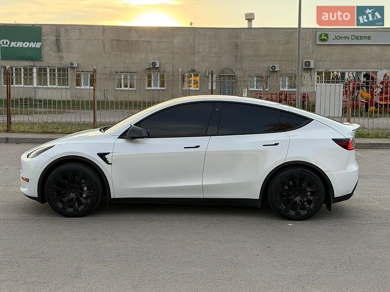 Внедорожник / Кроссовер Tesla Model Y 2022 в Харькове фото 6 Внедорожник / Кроссовер Tesla Model Y 2022 в Харькове