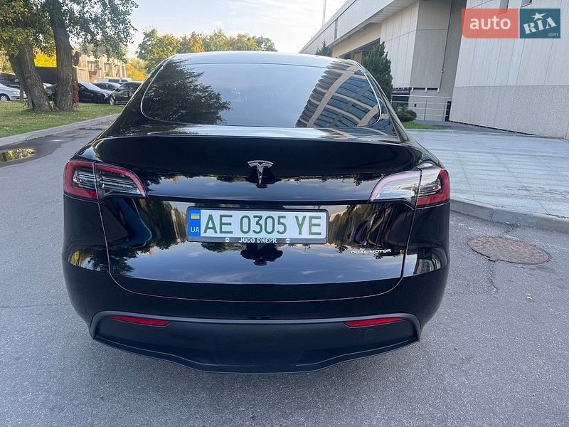Внедорожник / Кроссовер Tesla Model Y 2023 в Днепре фото 6 Внедорожник / Кроссовер Tesla Model Y 2023 в Днепре