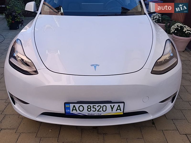 Внедорожник / Кроссовер Tesla Model Y 2023 в Ужгороде фото Внедорожник / Кроссовер Tesla Model Y 2023 в Ужгороде