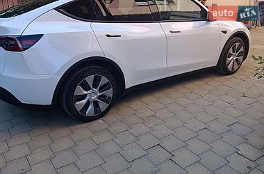 Внедорожник / Кроссовер Tesla Model Y 2023 в Ужгороде фото 3 Внедорожник / Кроссовер Tesla Model Y 2023 в Ужгороде