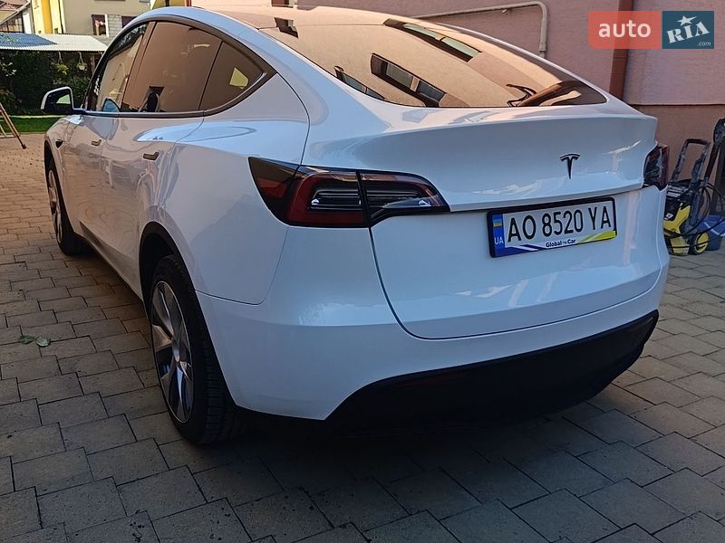 Внедорожник / Кроссовер Tesla Model Y 2023 в Ужгороде фото 7 Внедорожник / Кроссовер Tesla Model Y 2023 в Ужгороде