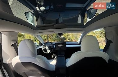 Позашляховик / Кросовер Tesla Model Y 2023 в Львові