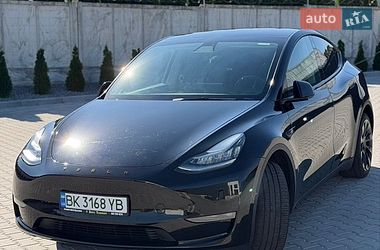 Позашляховик / Кросовер Tesla Model Y 2022 в Рівному