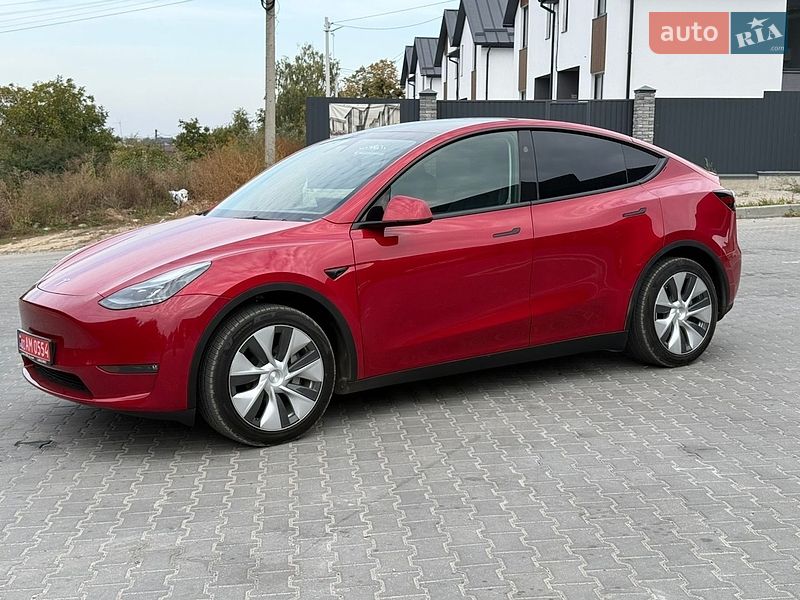Внедорожник / Кроссовер Tesla Model Y 2023 в Виннице