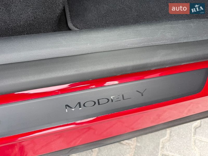 Внедорожник / Кроссовер Tesla Model Y 2023 в Виннице