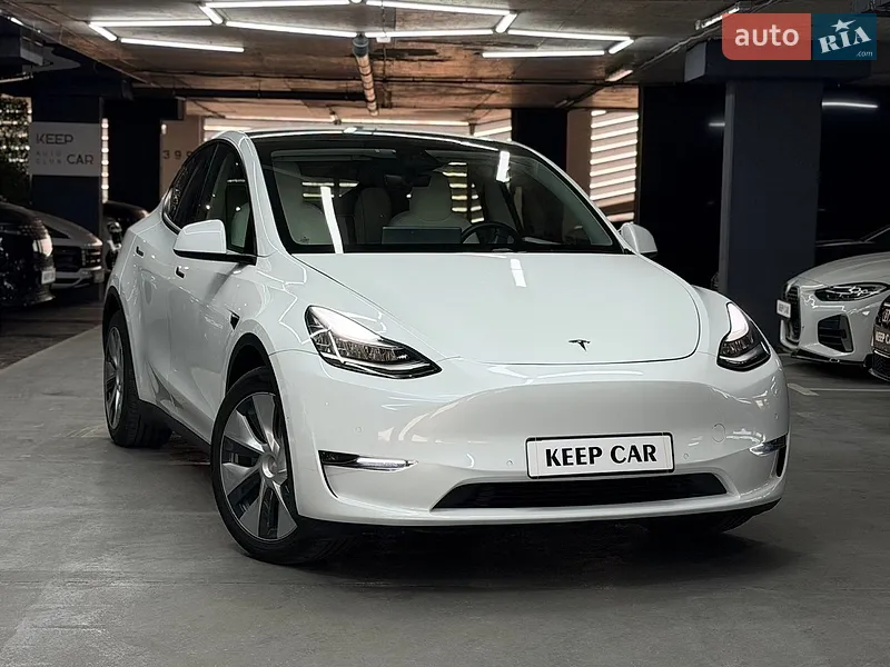 Tesla Model Y 2020