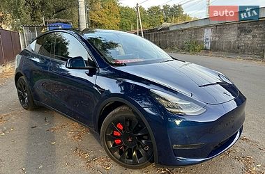 Внедорожник / Кроссовер Tesla Model Y 2022 в Днепре