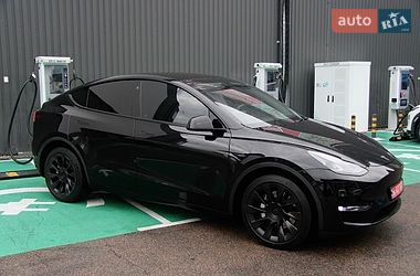 Внедорожник / Кроссовер Tesla Model Y 2021 в Киеве