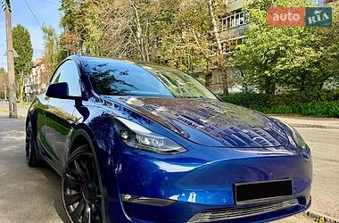 Внедорожник / Кроссовер Tesla Model Y 2022 в Киеве