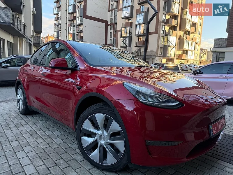 Tesla Model Y