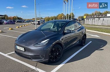 Внедорожник / Кроссовер Tesla Model Y 2021 в Киеве
