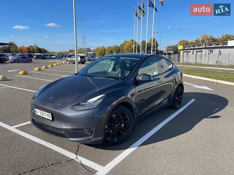 Внедорожник / Кроссовер Tesla Model Y 2021 в Киеве