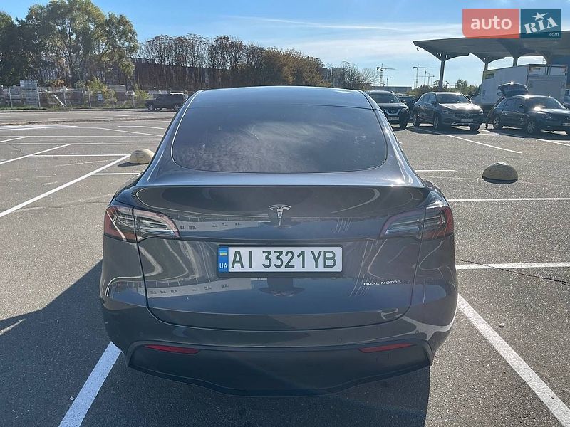 Внедорожник / Кроссовер Tesla Model Y 2021 в Киеве