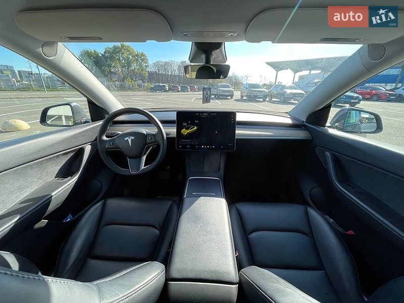 Внедорожник / Кроссовер Tesla Model Y 2021 в Киеве
