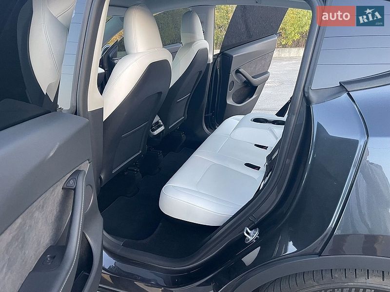 Внедорожник / Кроссовер Tesla Model Y 2024 в Ирпене фото 14 Внедорожник / Кроссовер Tesla Model Y 2024 в Ирпене