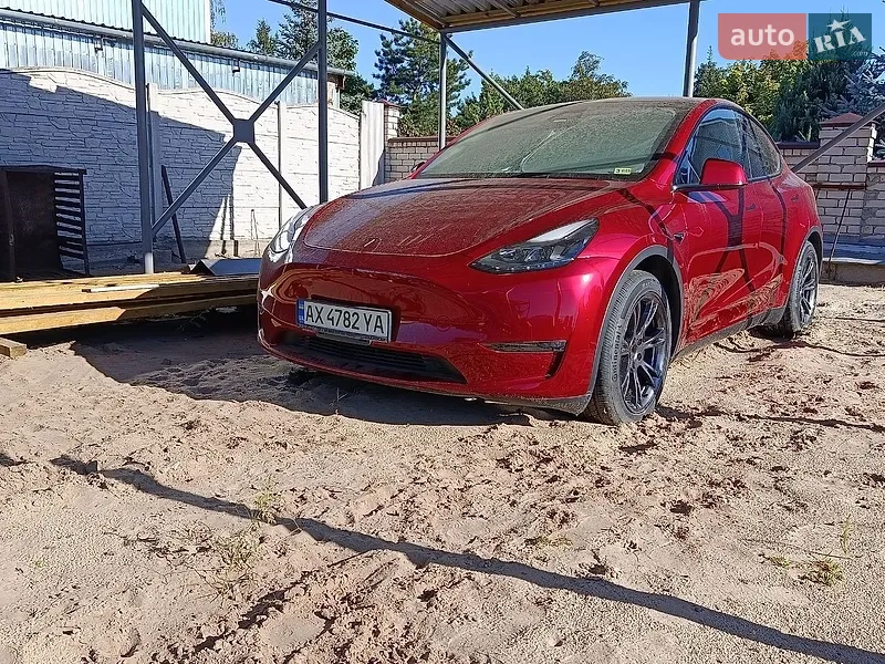 Tesla Model Y
