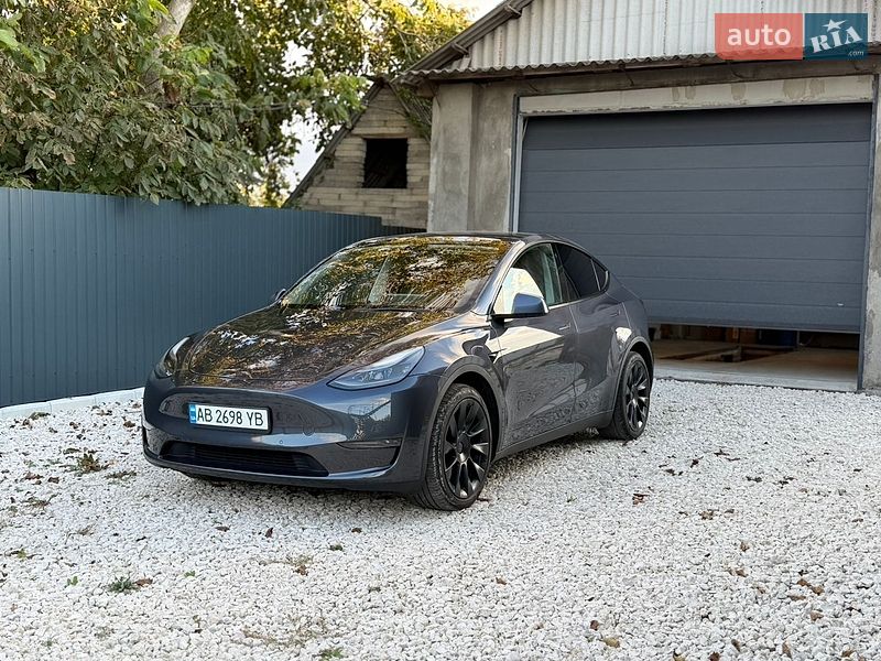 Tesla Model Y 2021