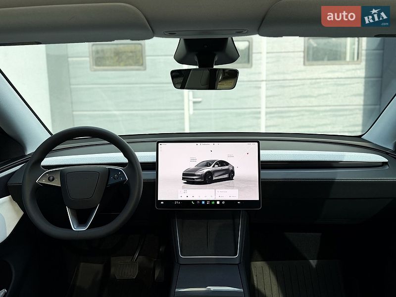 Позашляховик / Кросовер Tesla Model Y 2025 в Києві