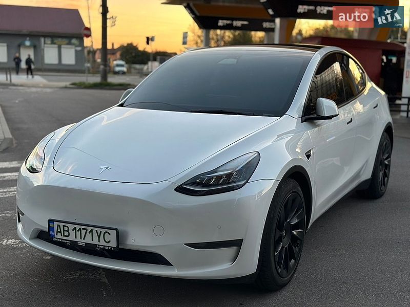 Tesla Model Y 2022