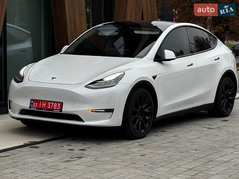 Tesla Model Y 2020