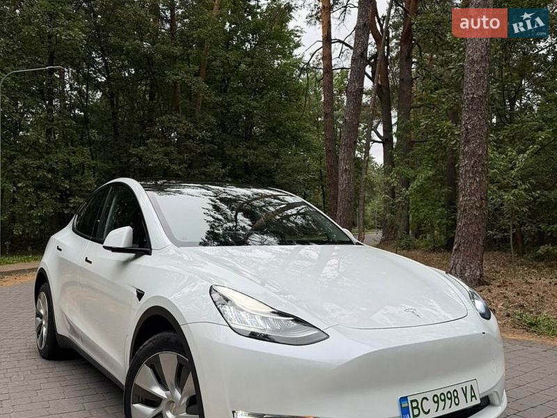 Позашляховик / Кросовер Tesla Model Y 2023 в Львові фото 9 Позашляховик / Кросовер Tesla Model Y 2023 в Львові