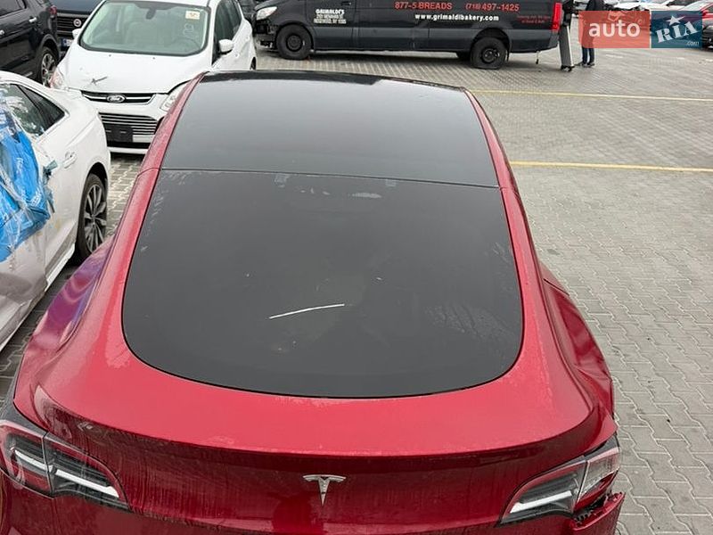 Внедорожник / Кроссовер Tesla Model Y 2025 в Львове