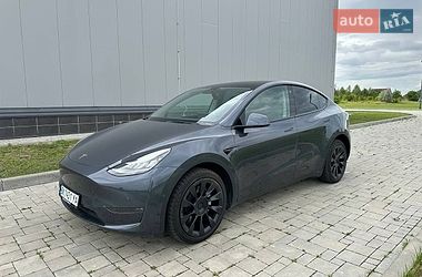 Внедорожник / Кроссовер Tesla Model Y 2022 в Ровно