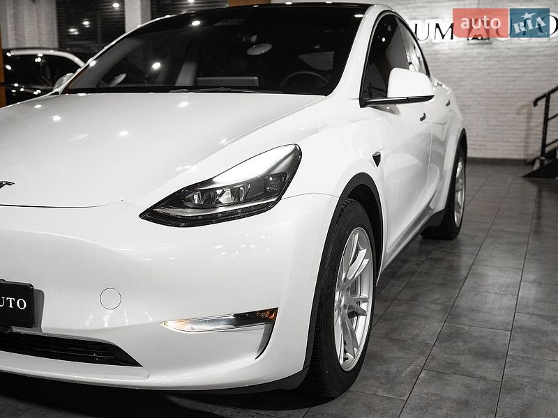 Внедорожник / Кроссовер Tesla Model Y 2023 в Одессе