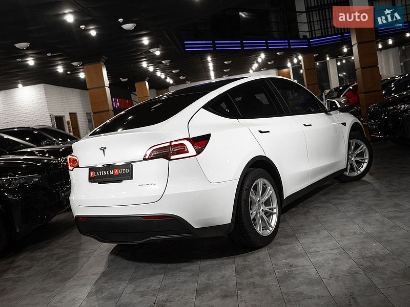 Внедорожник / Кроссовер Tesla Model Y 2023 в Одессе