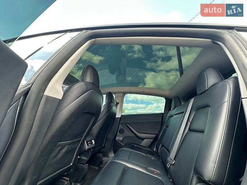 Позашляховик / Кросовер Tesla Model Y 2021 в Одесі фото 14 Позашляховик / Кросовер Tesla Model Y 2021 в Одесі