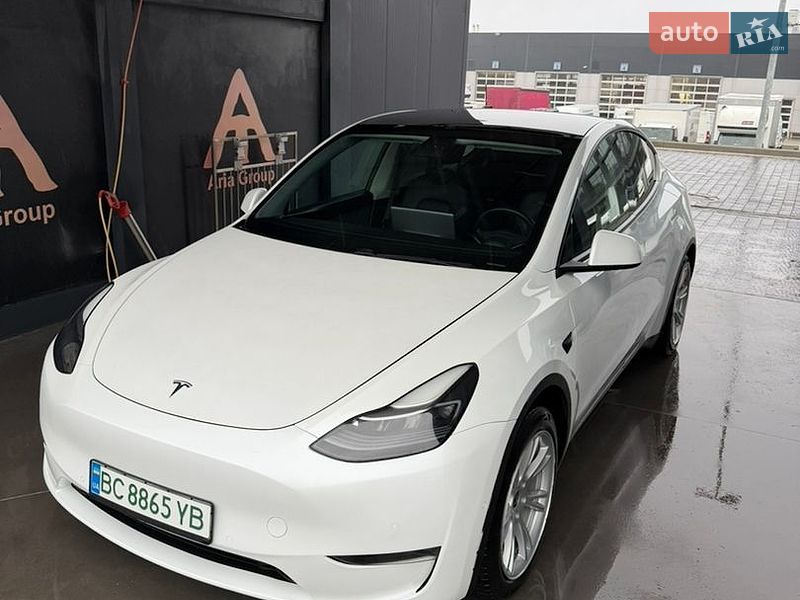 Позашляховик / Кросовер Tesla Model Y 2020 в Львові