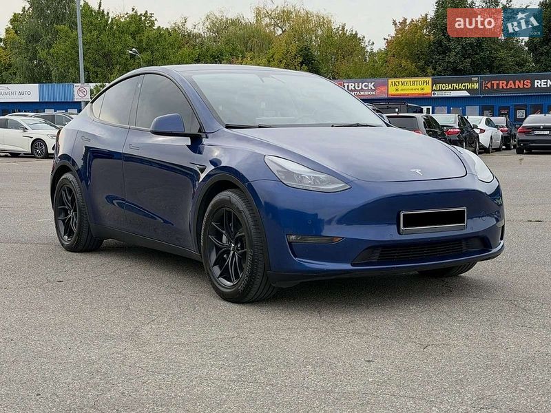 Внедорожник / Кроссовер Tesla Model Y 2021 в Киеве