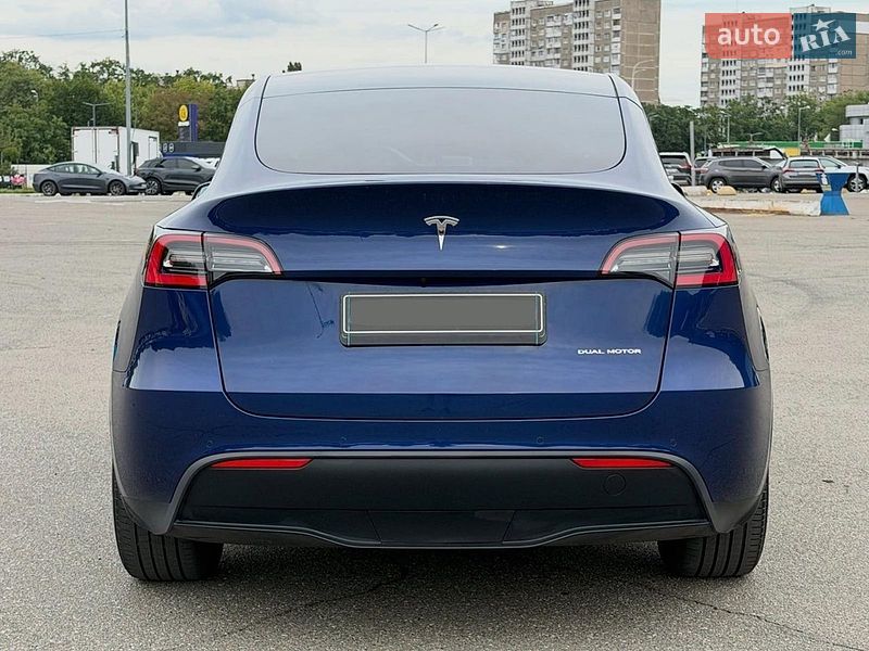 Внедорожник / Кроссовер Tesla Model Y 2021 в Киеве