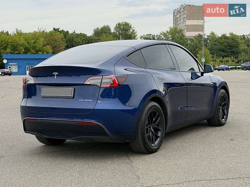 Внедорожник / Кроссовер Tesla Model Y 2021 в Киеве