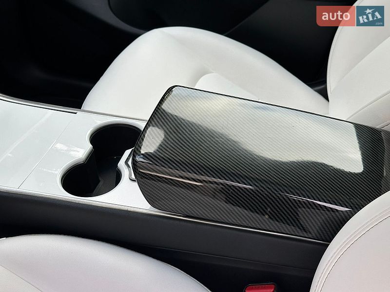 Внедорожник / Кроссовер Tesla Model Y 2020 в Одессе