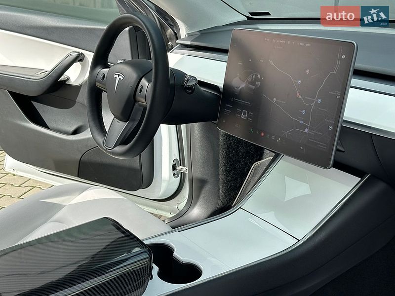 Внедорожник / Кроссовер Tesla Model Y 2020 в Одессе