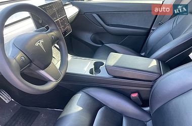 Внедорожник / Кроссовер Tesla Model Y 2021 в Киеве