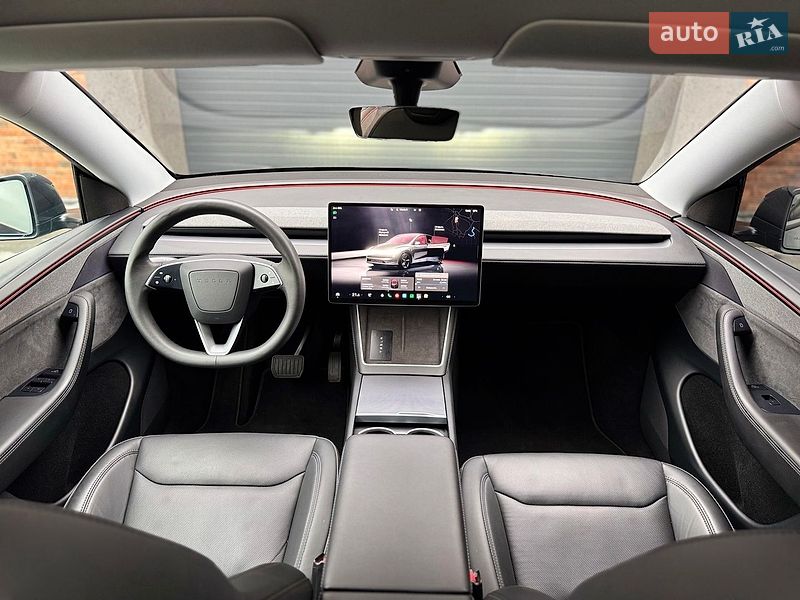 Внедорожник / Кроссовер Tesla Model Y 2025 в Черновцах