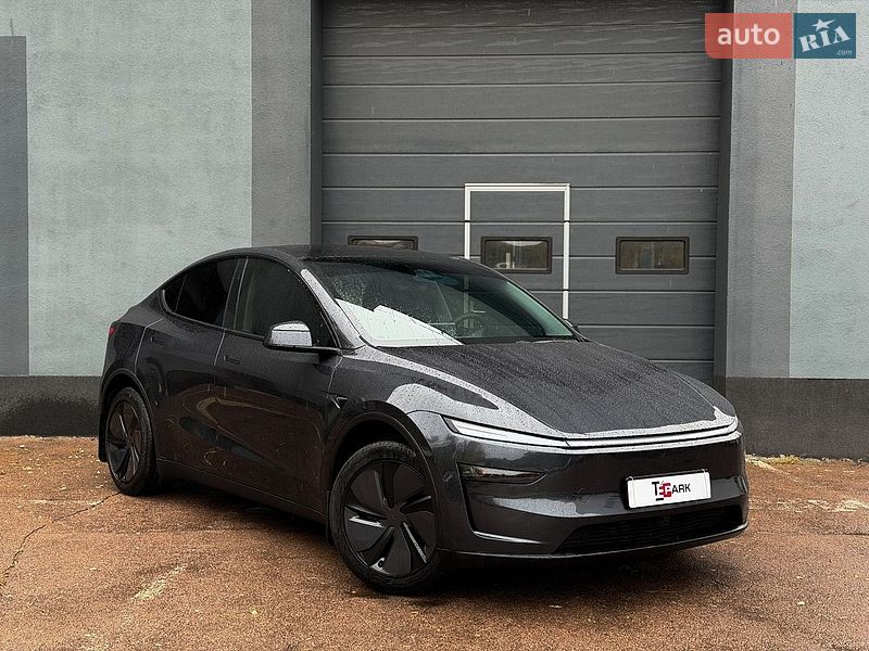 Tesla Model Y 2025 Tesla Model Y 2025