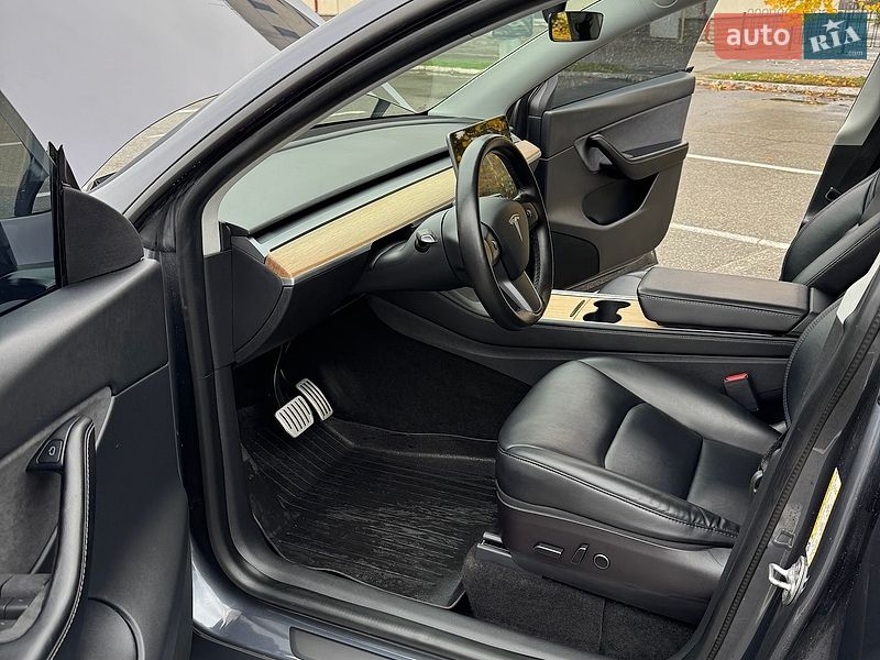 Внедорожник / Кроссовер Tesla Model Y 2022 в Броварах