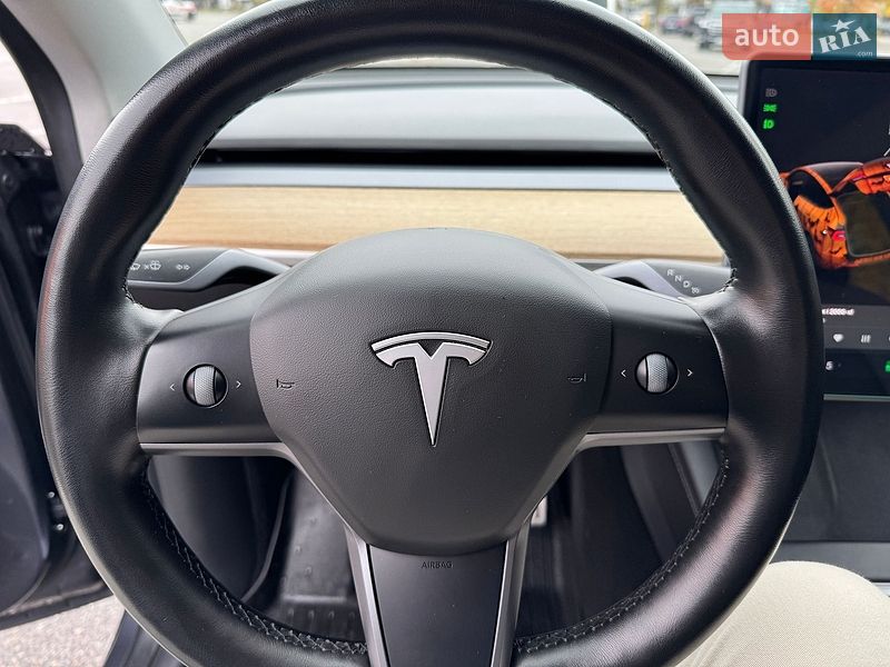 Внедорожник / Кроссовер Tesla Model Y 2022 в Броварах