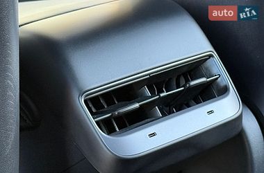 Внедорожник / Кроссовер Tesla Model Y 2021 в Дрогобыче