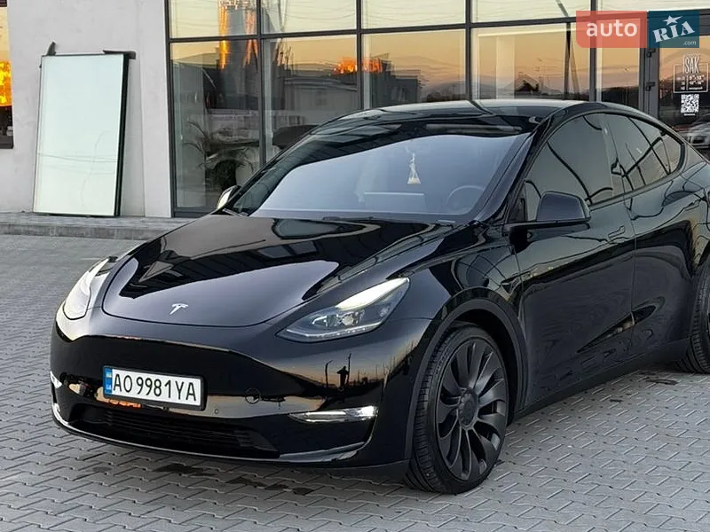 Tesla Model Y
