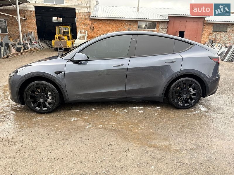 Внедорожник / Кроссовер Tesla Model Y 2022 в Костополе фото 4 Внедорожник / Кроссовер Tesla Model Y 2022 в Костополе