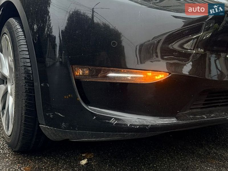 Позашляховик / Кросовер Tesla Model Y 2021 в Києві