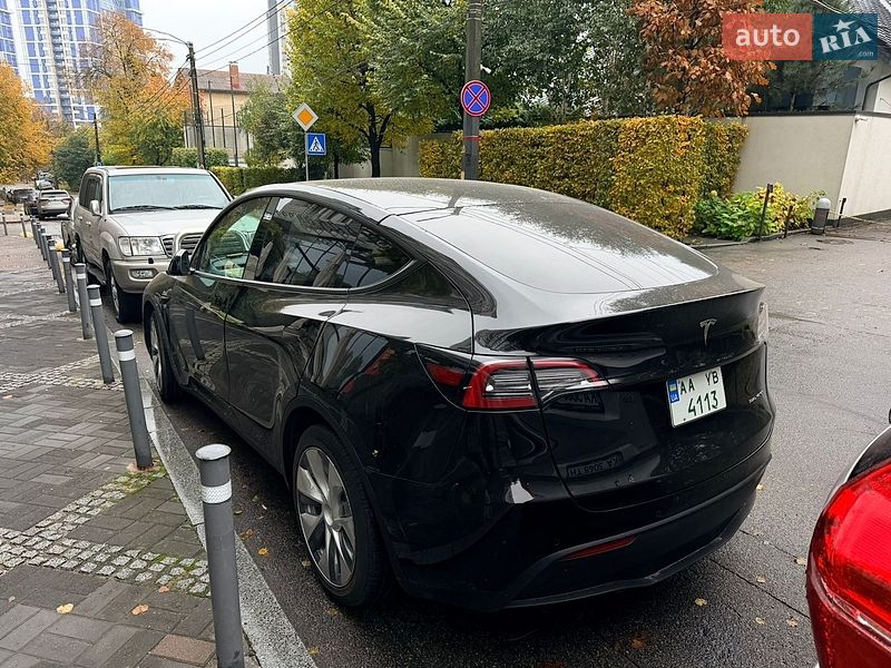 Позашляховик / Кросовер Tesla Model Y 2021 в Києві