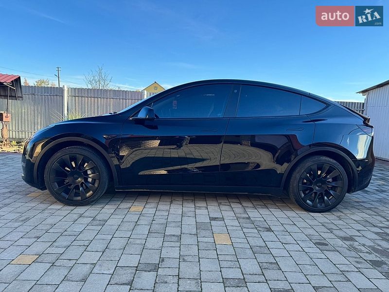 Внедорожник / Кроссовер Tesla Model Y 2022 в Дрогобыче
